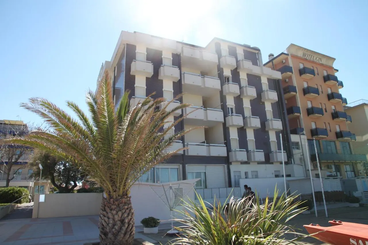 Hotel Adriatica Sul Mare 리미니