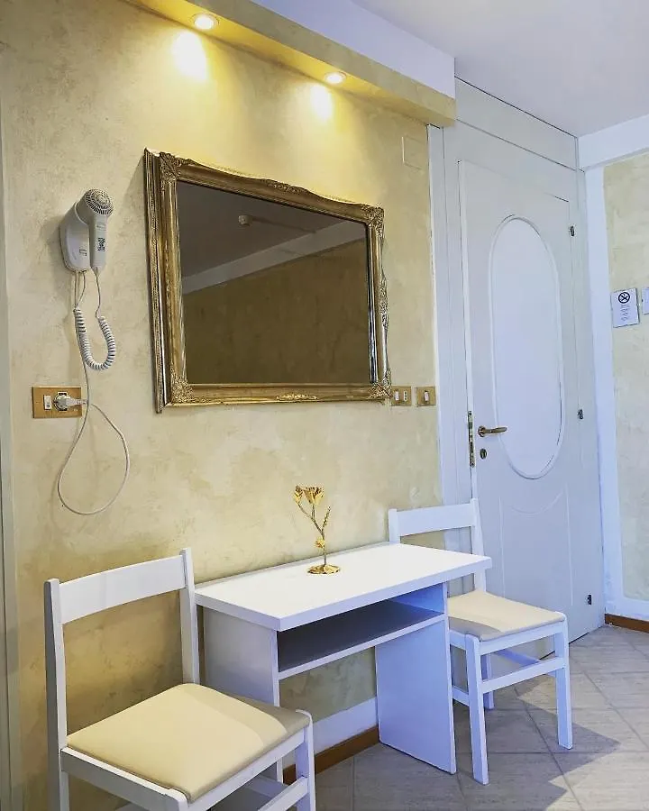 Hotel Adriatica Sul Mare 리미니