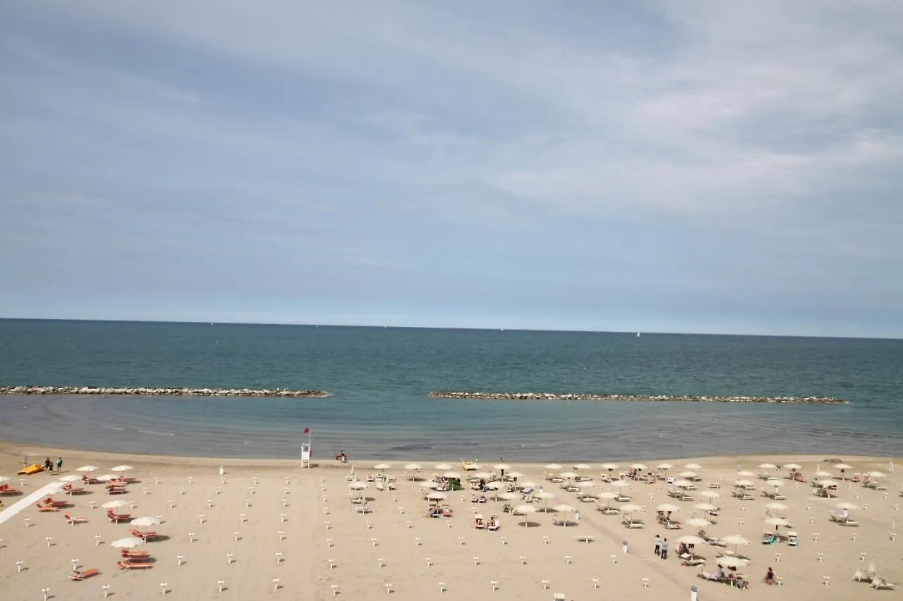 Hotel Adriatica Sul Mare Rimini