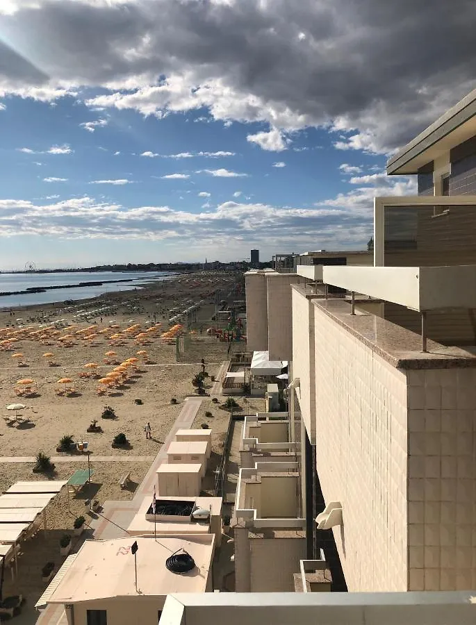 Hotel Adriatica Sul Mare Rimini Italien