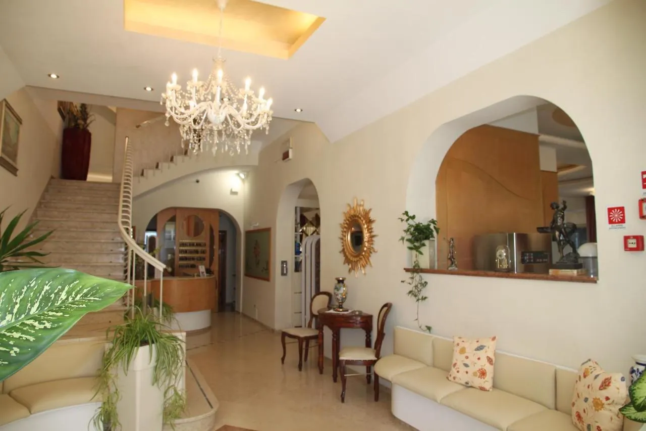 Hotel Adriatica Sul Mare Rimini 3*,  Italien